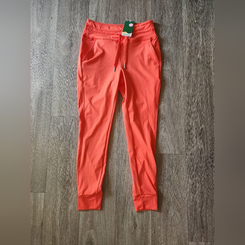Halara Medium High Waisted Drawstring Side Pocket Plain Full Length Joggers
